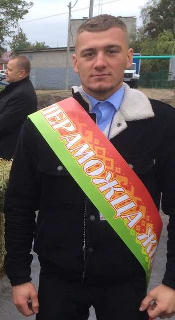 Игнатов справа