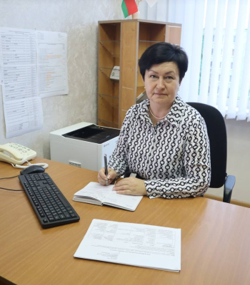 Методист&nbsp;тел.: (01645) 3-70-95